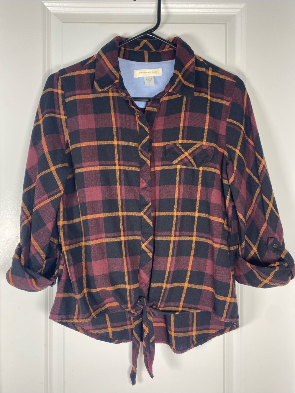 Canyon River Blues Plaid Button Down Tie Front Shirt Burgundy Black Size Medium